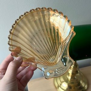 Vintage Carnival Glass Peach Lusteware Clam Shell Shaped Candy Trinket Dish